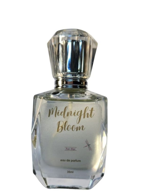 Midnight Bloom Eau de Parfum by J&S Creations – a long-lasting 35ml perfume with a luxurious 40% oil base, uniquely crafted for her. Inspired by the signature notes of Sol de Janeiro, Burberry Her, and Gucci Bloom, this elegant glass bottle features a crystal-style cap and soft floral-fruity allure, exclusive to the J&S fragrance collection.