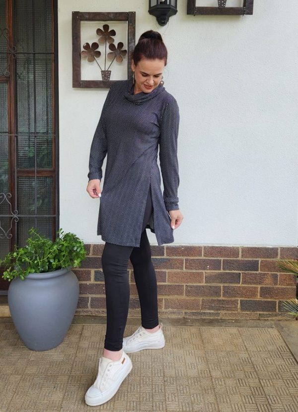 Lilly High Side Slits Top - Image 2