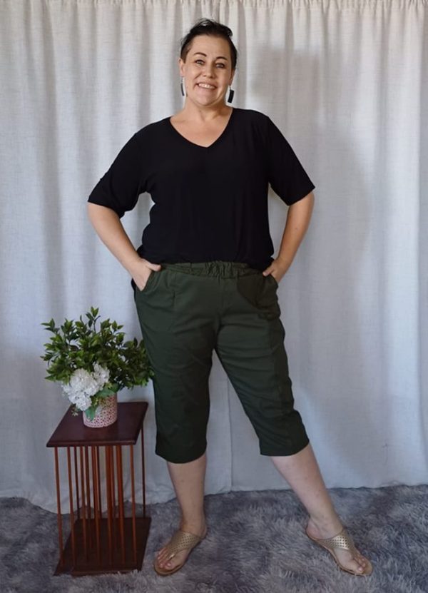 Bengaline Pocket Capri Pants