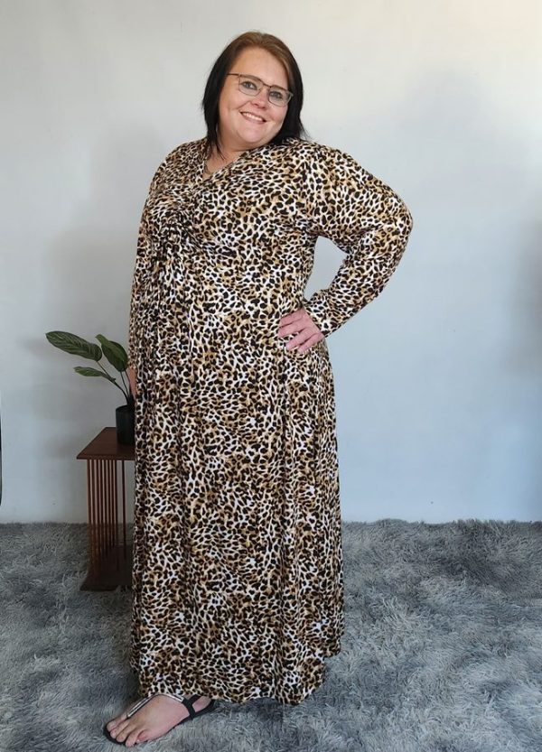 Nadia Ruched V-Neck Maxi Dress - Image 2